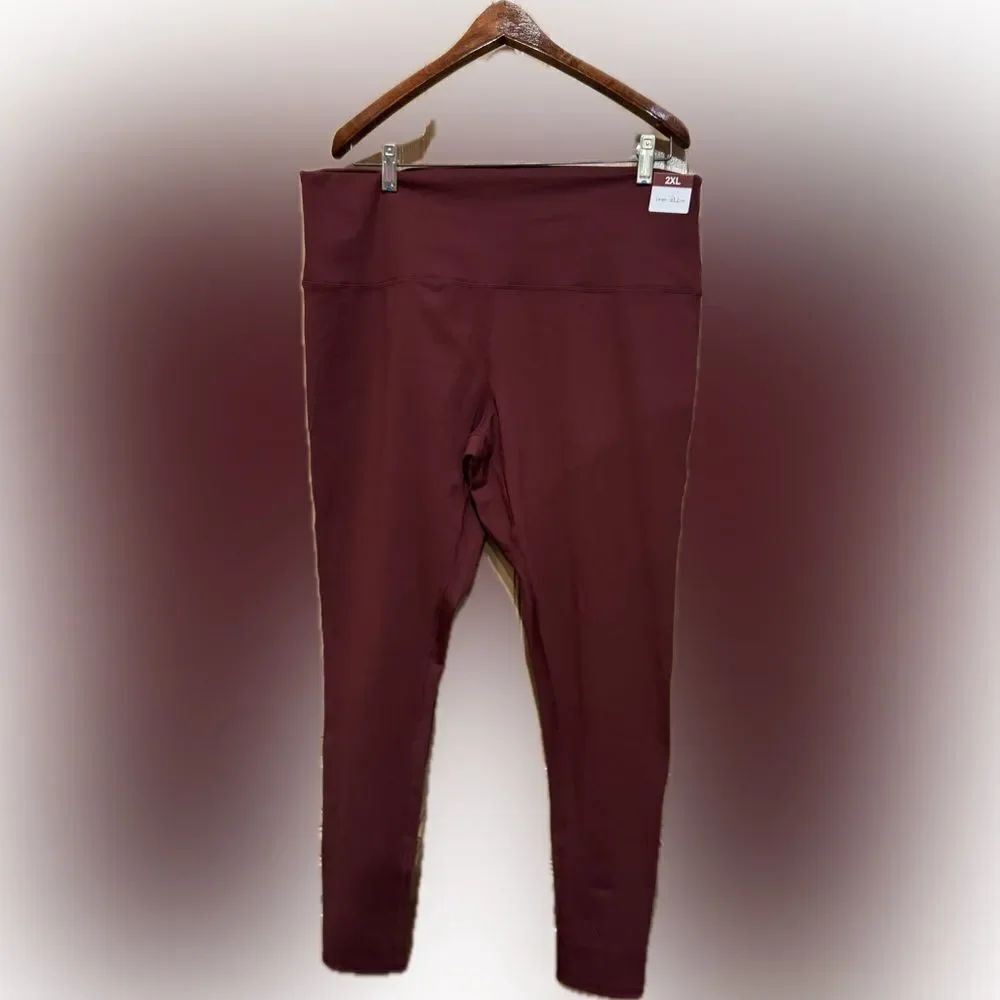 NWT Decathalon Maroon Women’s Athletic Workout Leggings Sz 2XL